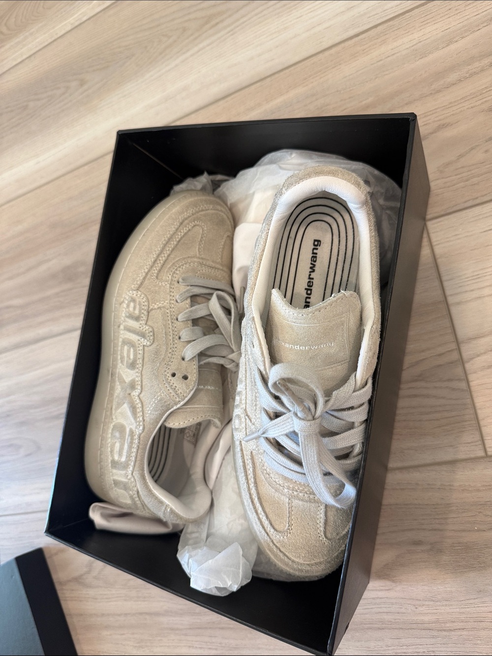 Alexander Wang Vintage White Lex Sneaker Box Label